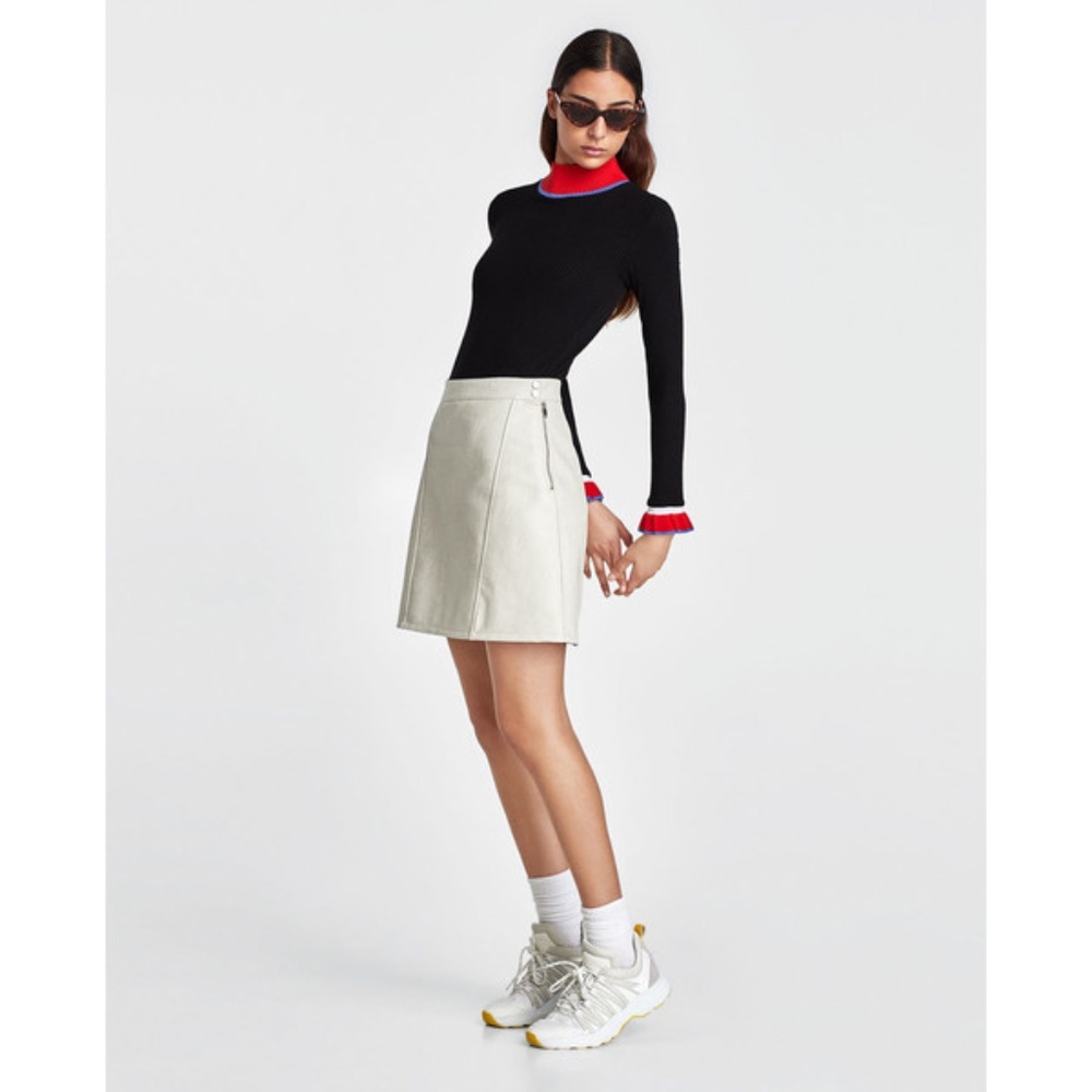 NWT Zara White Ecru Faux Leather Mini Skirt